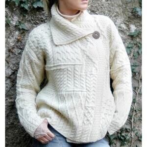 Clan Aran Women's S Cream Merino Wool‎ Patchwork Knit Cardigan Collar Button